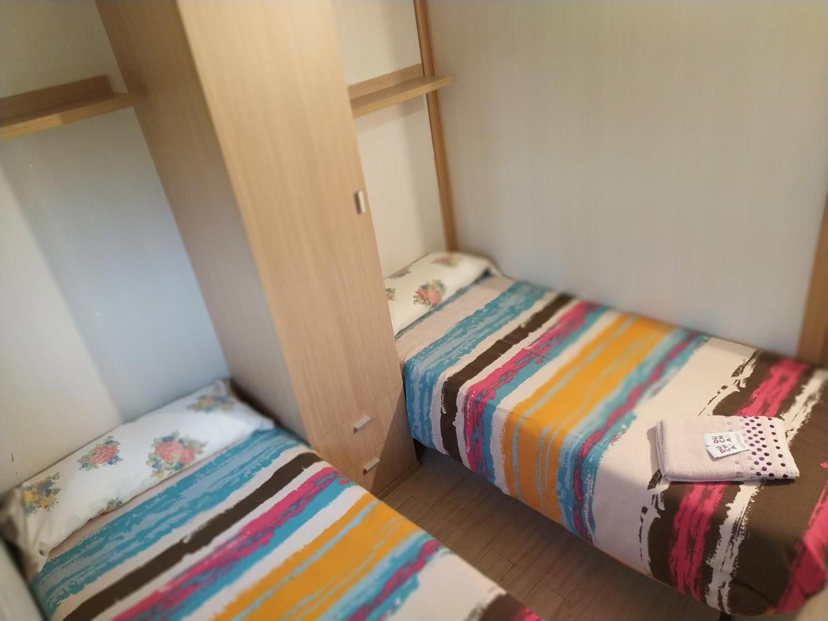 卡斯特罗赫里斯 卡米奥圣地亚哥旅舍旅舍 外观 照片
